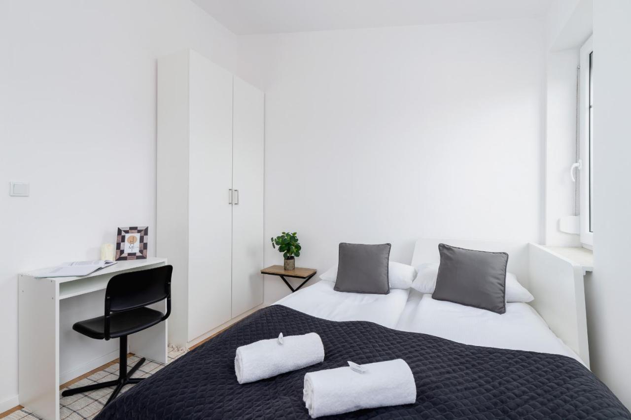 Radziwillowska Apartment Cracow Planty By Noclegi Renters Krakow Bagian luar foto
