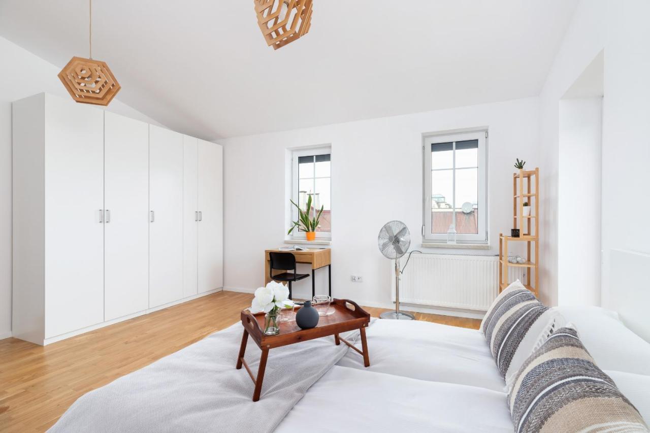 Radziwillowska Apartment Cracow Planty By Noclegi Renters Krakow Bagian luar foto