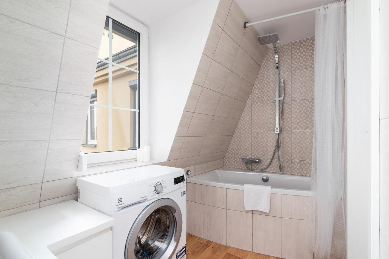 Radziwillowska Apartment Cracow Planty By Noclegi Renters Krakow Bagian luar foto
