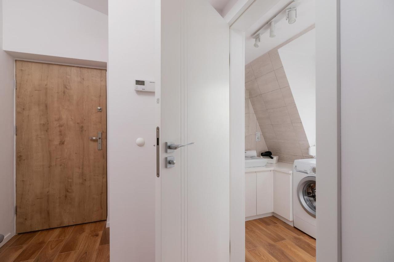 Radziwillowska Apartment Cracow Planty By Noclegi Renters Krakow Bagian luar foto